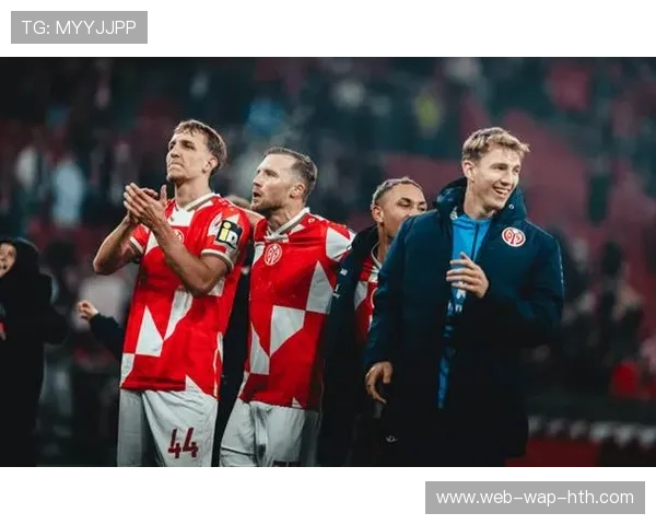 美因茨主场0-4溃败弗赖堡,连续11个月未尝胜绩创尴尬纪录 美因茨主场0-4溃败弗赖堡,连续11个月未尝胜绩创尴尬纪录